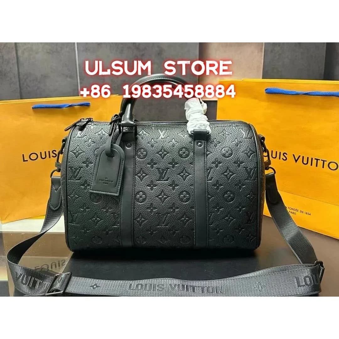 Louis Vuitton Neverfull Monogram Canvas Tote Bag