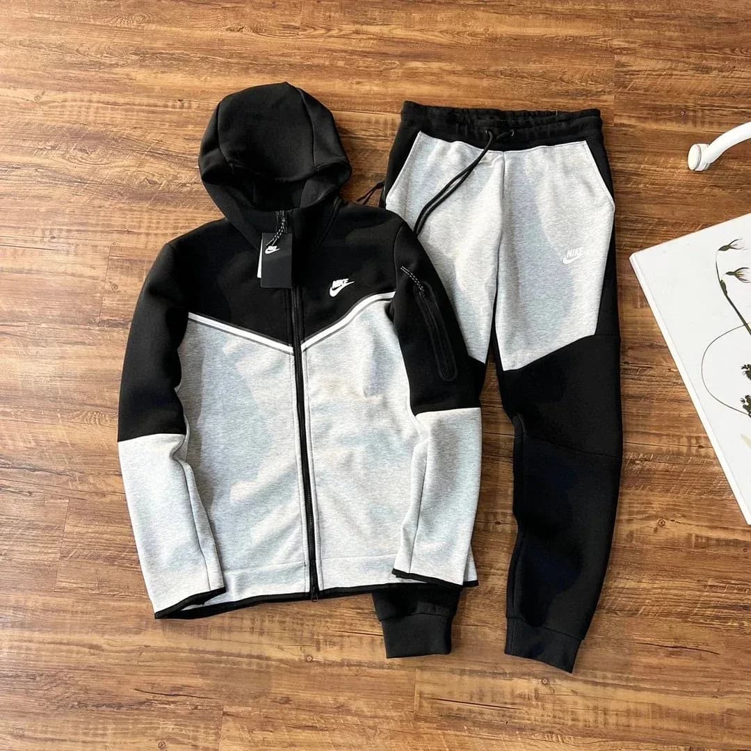Nike Tech Fleece Black & Grey Hoodie & Pants Set