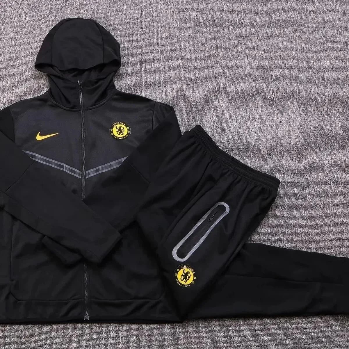 Nike Air Tech Fleece Chelsea Black Tracksuit