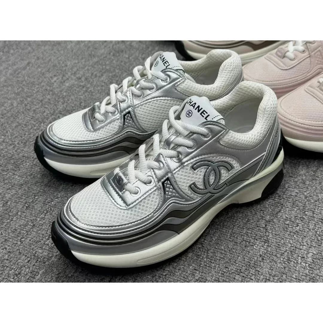 Chanel Runners White/Silver Sneakers