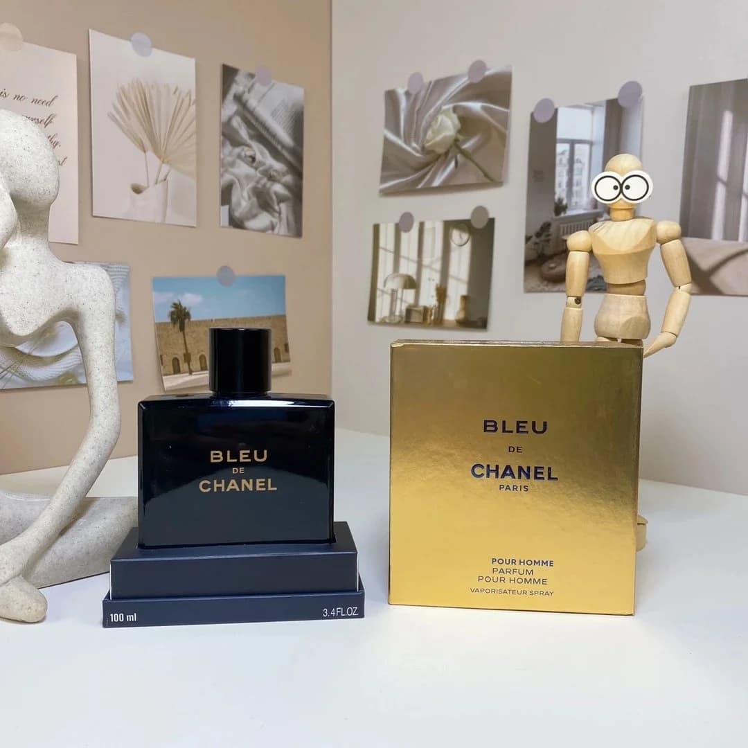 Chanel Bleu de Chanel Pour Homme Black & Gold Perfume