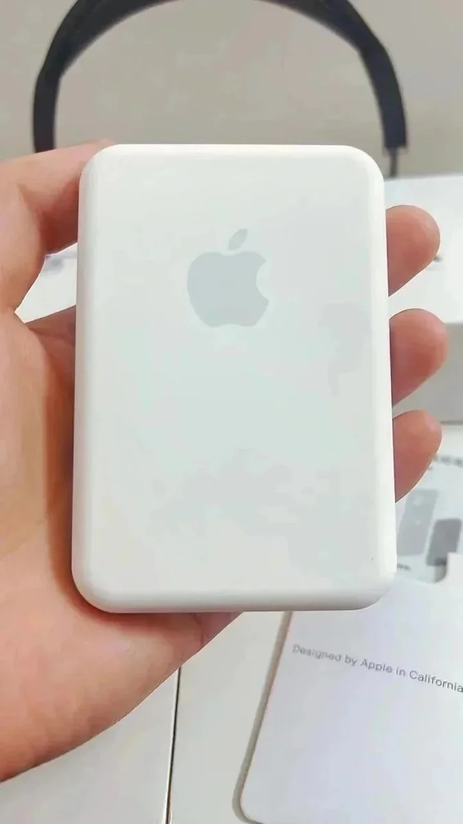 Apple Magsafe white（5000mh） Power Bank
