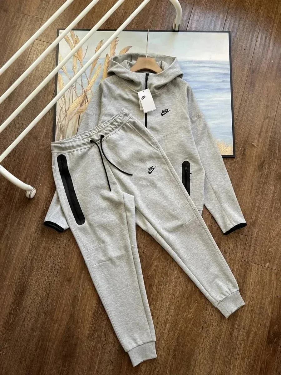 Nike Tech Fleece Grey Hoodie & Joggers Set