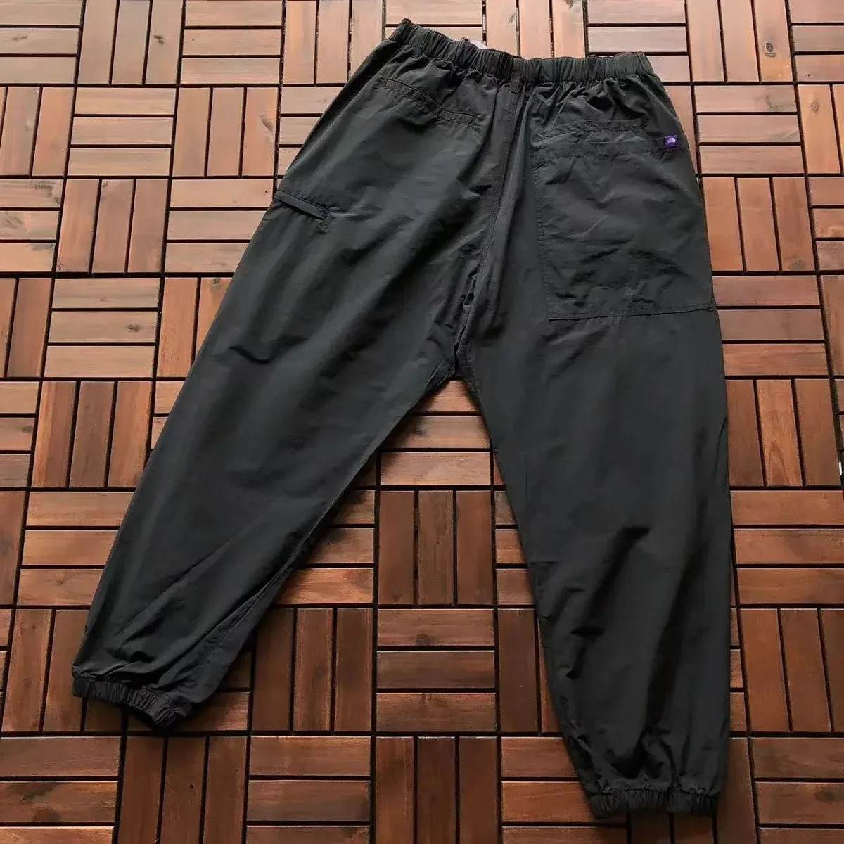 Unisex 33 Solid Black Cargo Pants