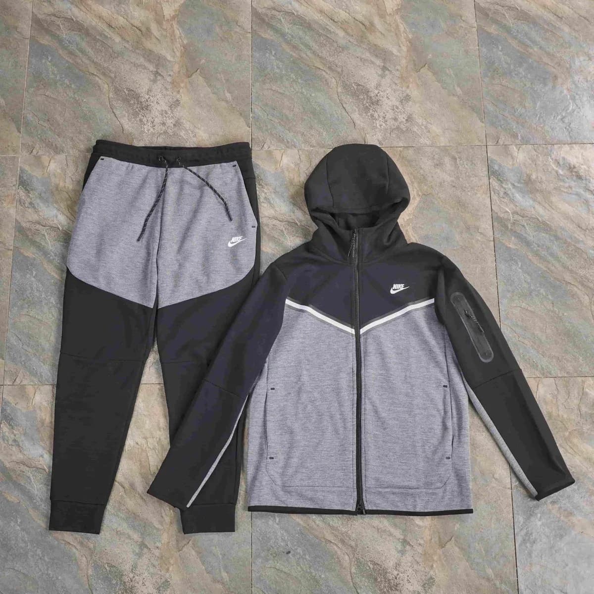 Nike Tech Fleece Black & Grey Tracksuit Set