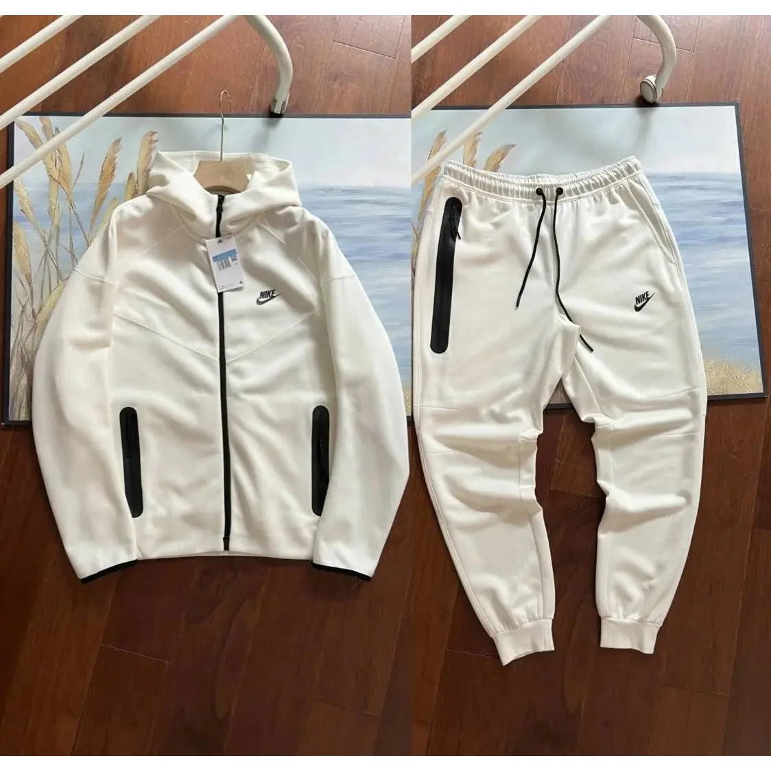 Nike Tech Fleece White/Black Tracksuit