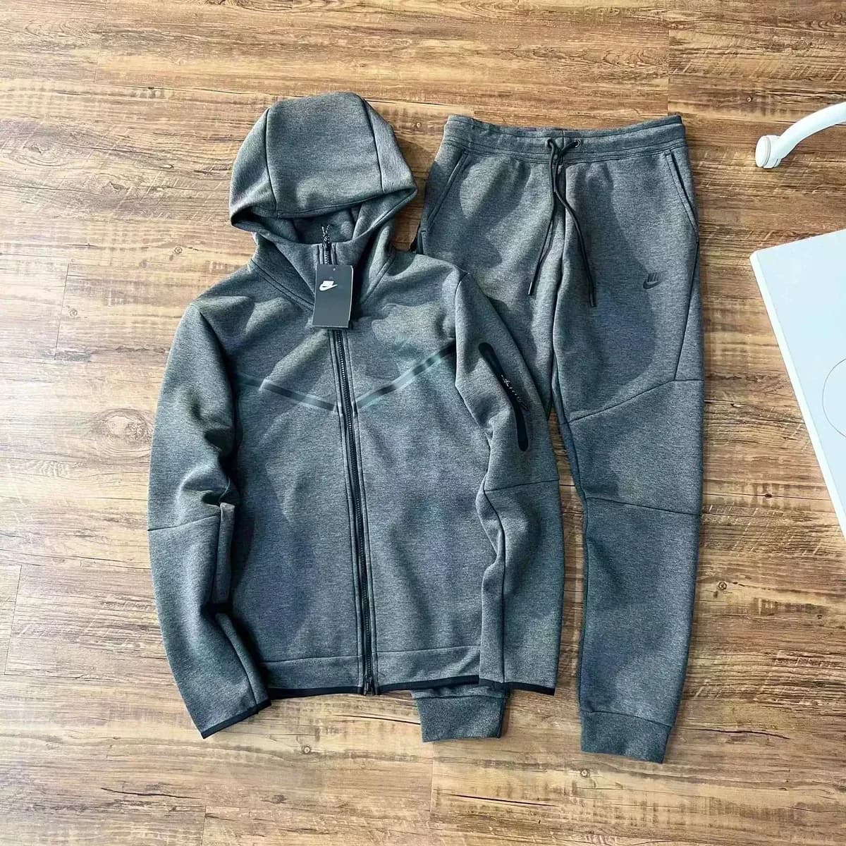 Nike Tech Fleece Grey Tracksuit Set